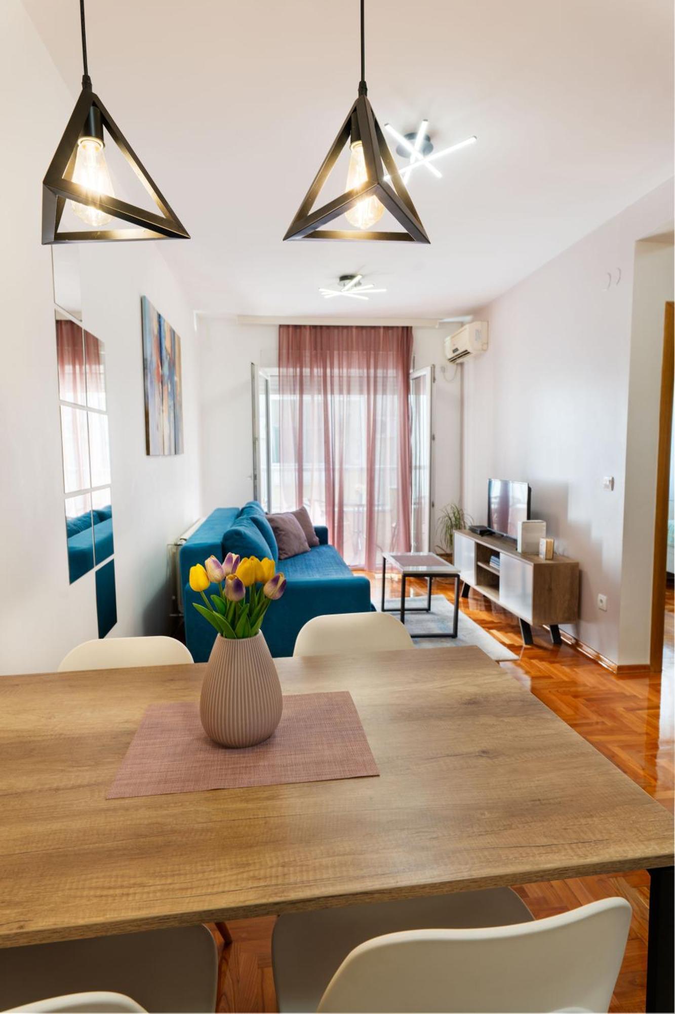 Harizma Apartmani Крагуевац Экстерьер фото